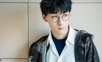 娱乐圈帅哥吃瓜图片高清,高清瓜图揭秘明星私享时光